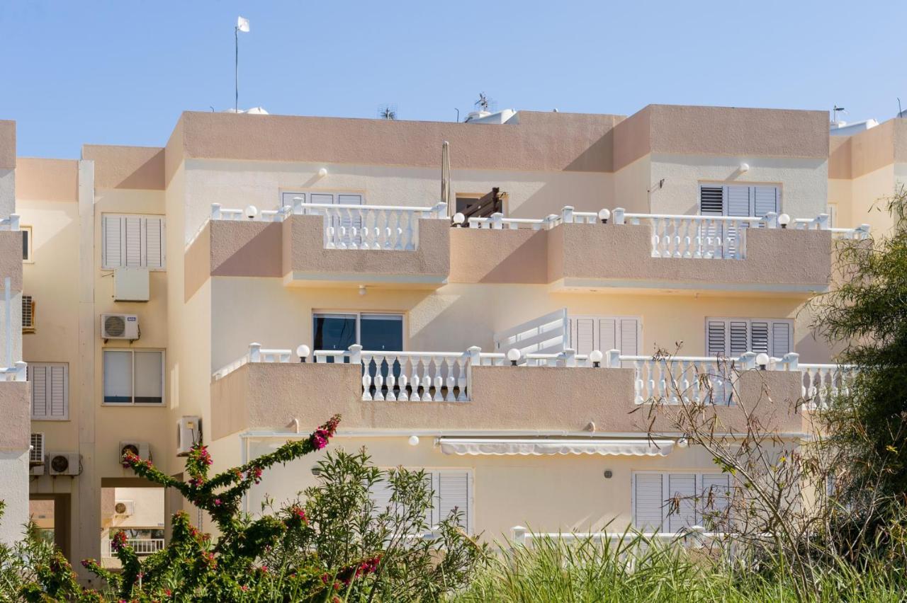 Sofia Apartment 700M Away From The Beach Paralimni Zewnętrze zdjęcie